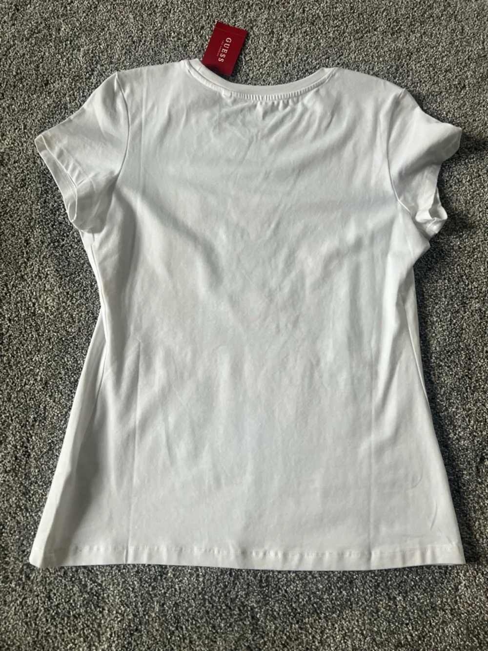 GUESS White Tee with Red & Burgundy Kiss Print - Picture 3 of 3